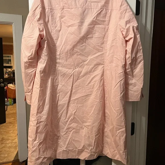 Faconnable Light Pink Single-Breasted Trench Coat - Picture 3 of 3